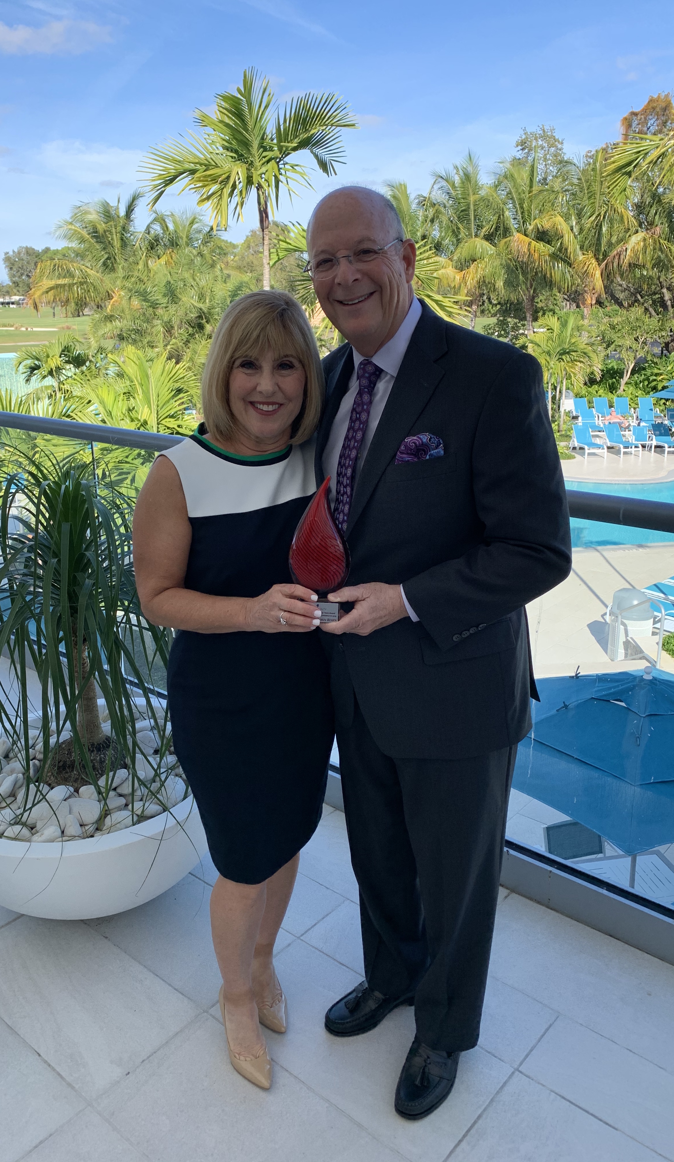 Robin Rosen Valencia Cove | Steve and Robin Rosen - The Rosen Team